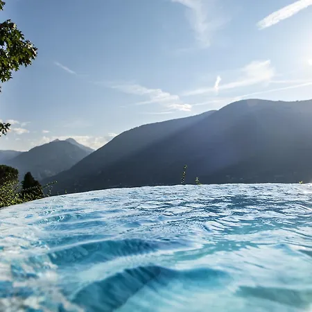 Sonnbichl Otel 4*